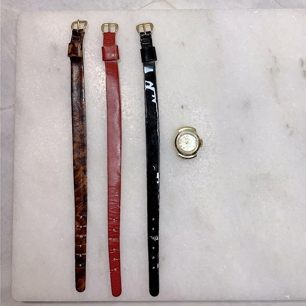 Sheffield Fashion Watches boxed set with 3 bands and wind able gold face